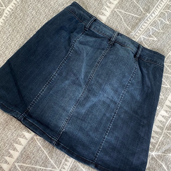 Denim skirt - Picture 4 of 4
